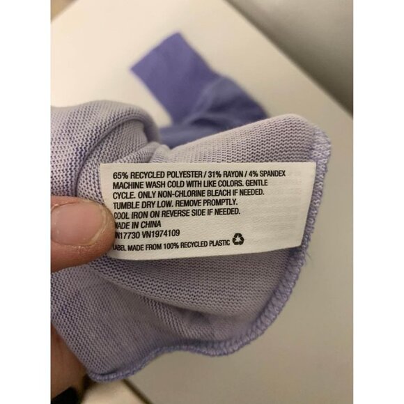 NWOT Colsie Lightweight Purple Hearts Sweater Juniors Size XL - Picture 4 of 4